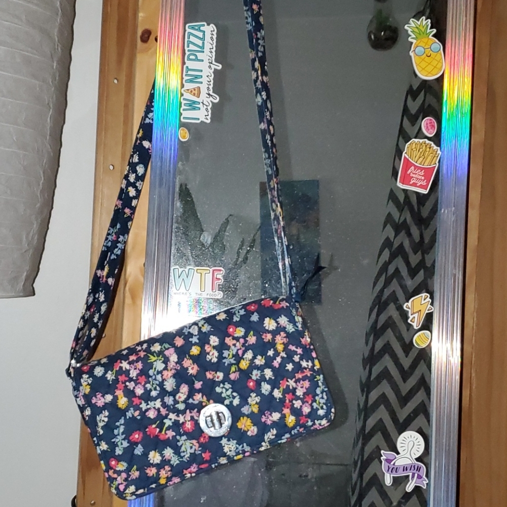 Vera bradely side purse